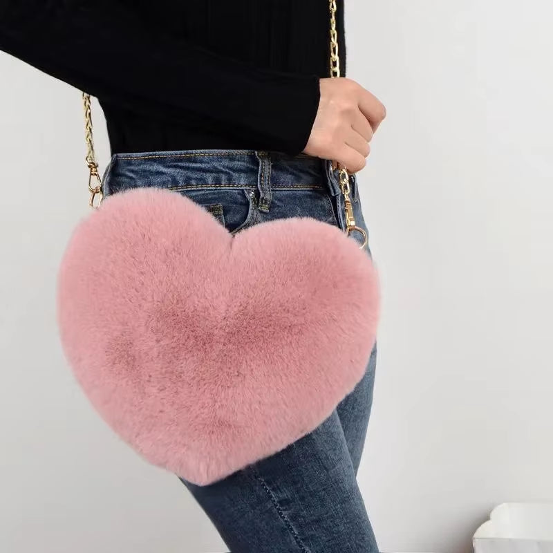 Faux Fur Heart Purse Fluffy Crossbody Bag Chain Shoulder Bag Fashion Cute Wallet Purse Women Lady Handbag Women Mini Bag